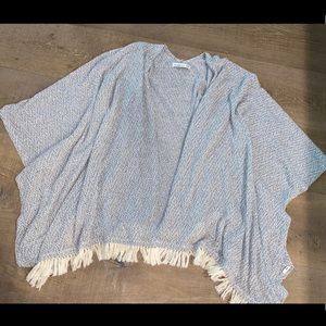 Abercrombie & Fitch Fringe Kimono